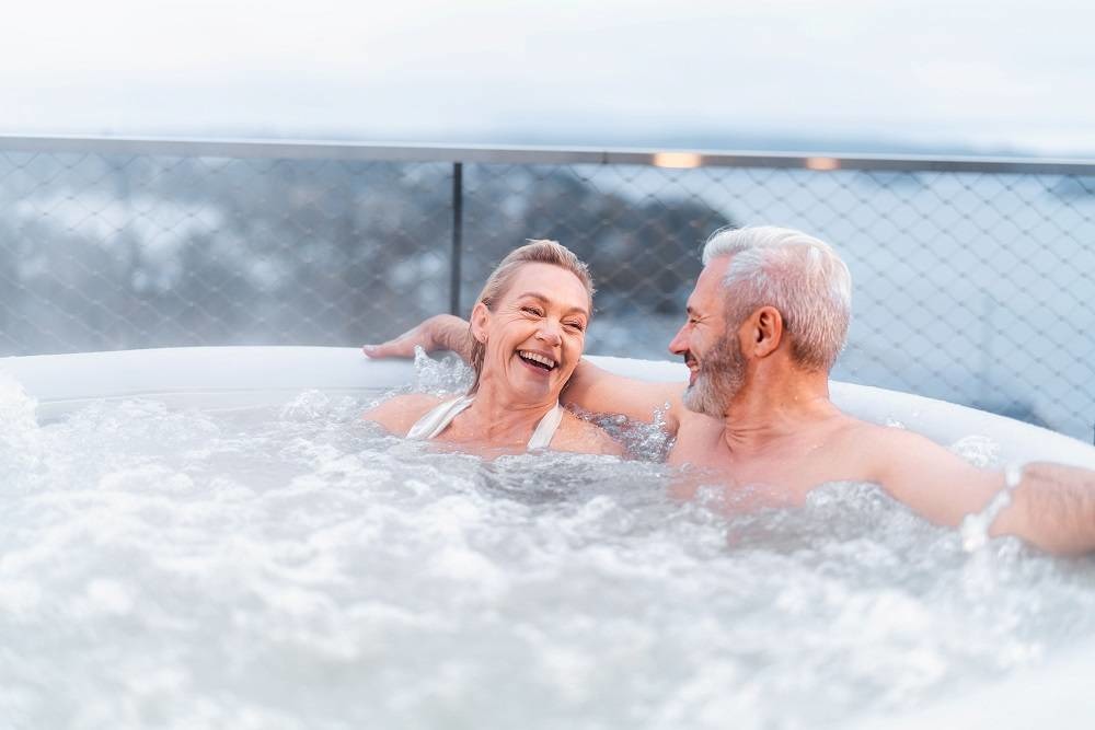 Basen z hydromasażem mspa wanna