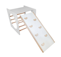 Kostka wspinaczkowa biała dla dzieci Box Plus + zjeżdżalnia drewniana